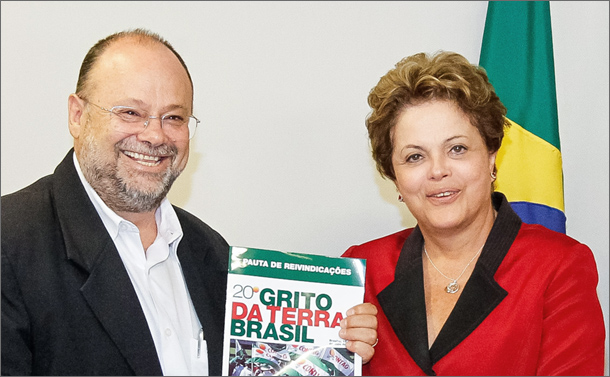 20140411 broch-dilma-610