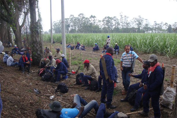 PARO DE CORTEROS LA CABÑA 001