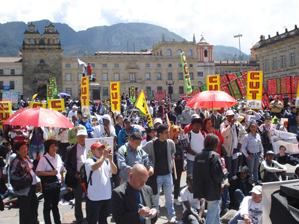 colombia marcha 11-12-2012-570b